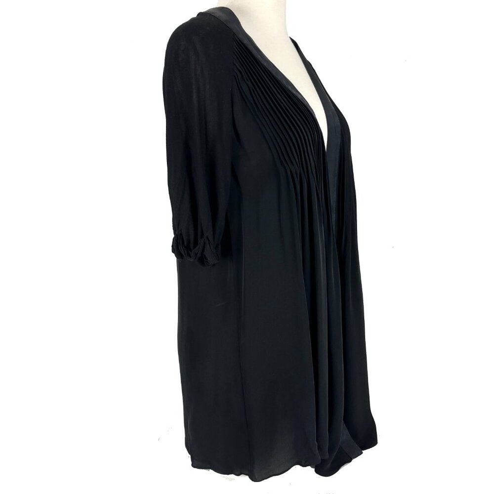 Elizabeth & James 100% Silk Cardigan Black Lagenlook Pintuck Flowy Top Womens M - Picture 2 of 5